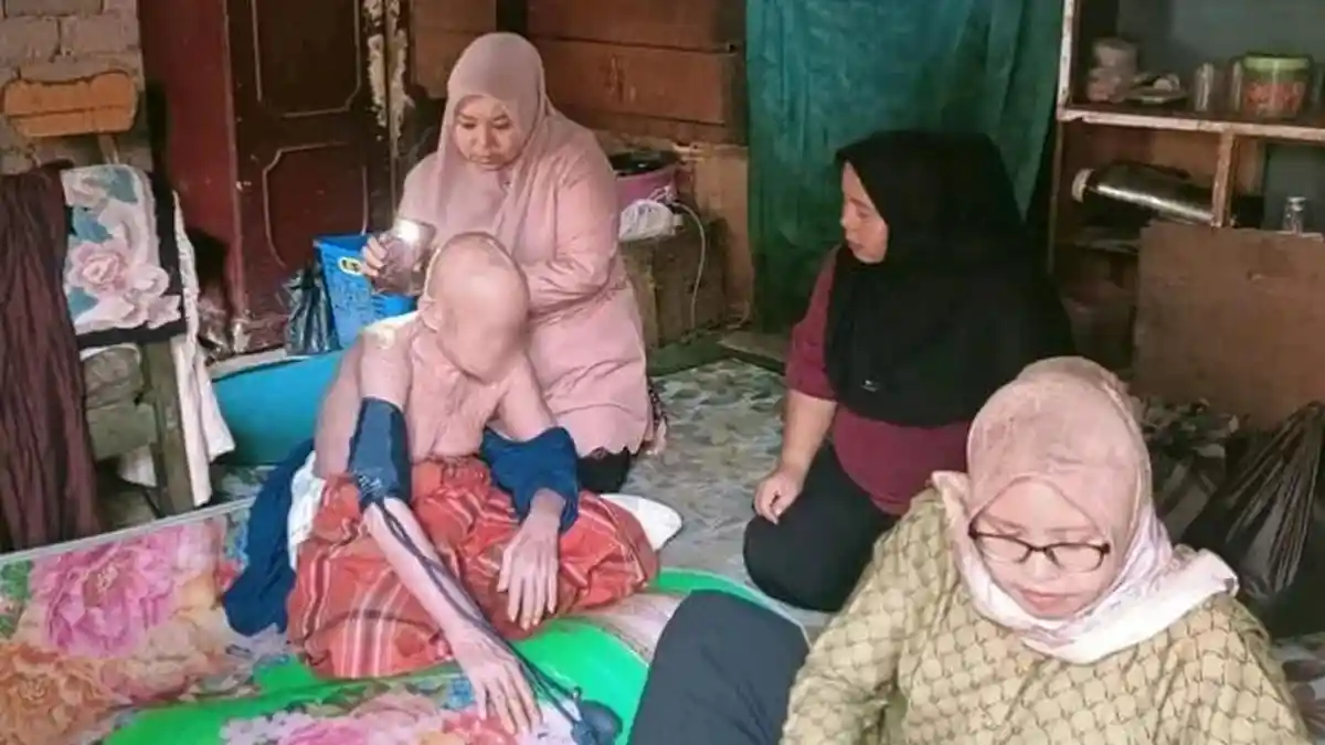 Lansia di Kerinci Hidup Sebatang Kara dan Namanya Dihapus dari Penerima Bansos