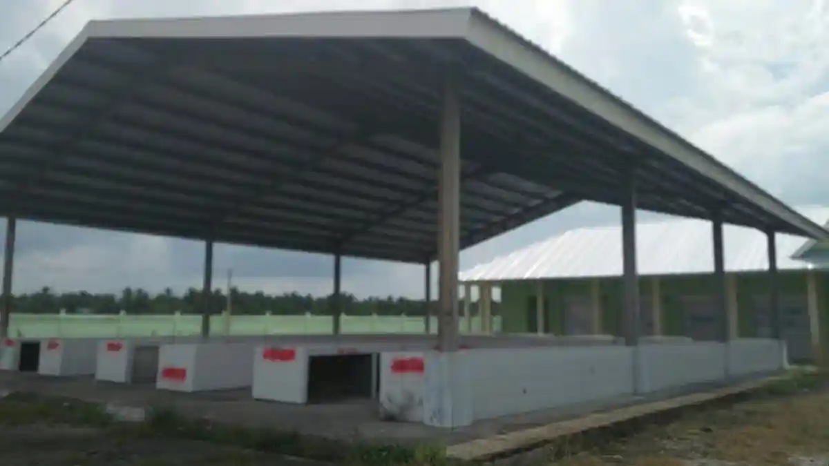 Pasar Boyong Jeneponto Masih Membisu, Habis APBN Rp 17 Miliar - pasar-boyong-2_20161114_115025.jpg