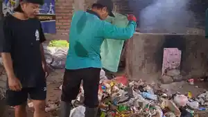 Santri-Kelola-Sampah.jpg