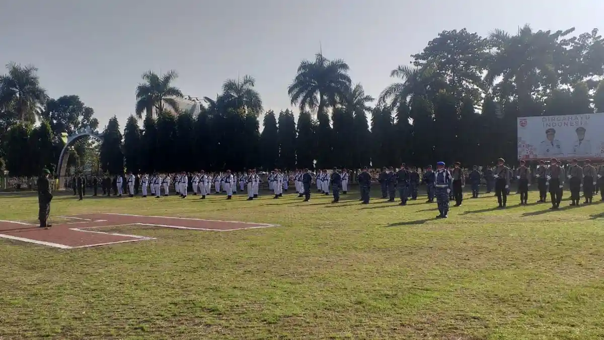 Mayor Inf Haryono Pimpin Upacara pada Peringatan HUT RI ke 75 di Lapangan Korpri Teluk Betung