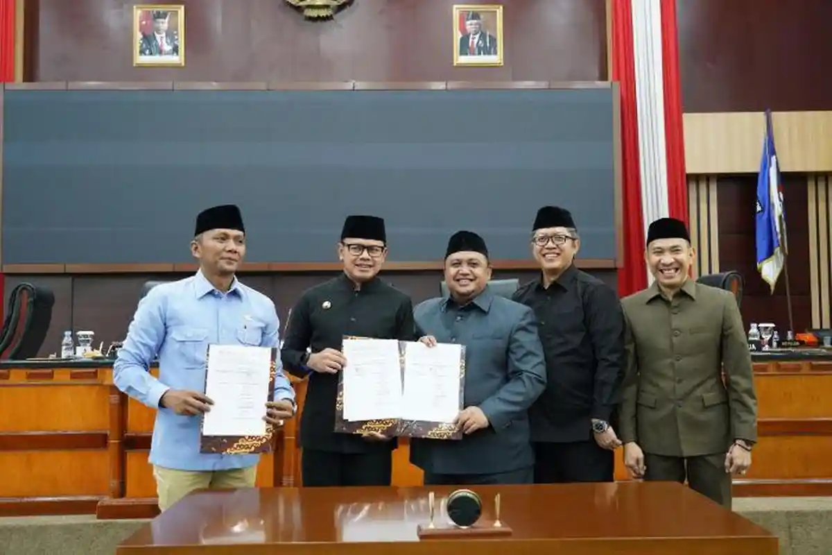 APBD 2024 Kota Bogor Sudah Ditetapkan, Atang Trisnanto Minta Soal Sosial dan Kemiskinan Dituntaskan