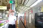 LIBUR-PANJANG-Suasana-Stasiun-Gambir-Gambir-Jakarta-Pusat-pada-Senin-1152026.jpg