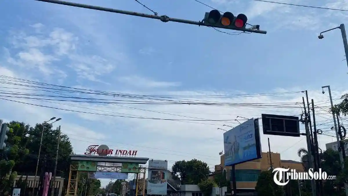 Prakiraan Cuaca Solo Hari Ini Rabu 18 Maret 2026 : Sebagian Berawan dan Hujan Ringan