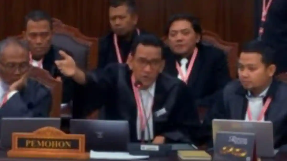 Eks Pengacara Timnas AMIN, Refly Harun Ancam Cabut Dukungan ke Anies Jika Gandeng Kaesang!