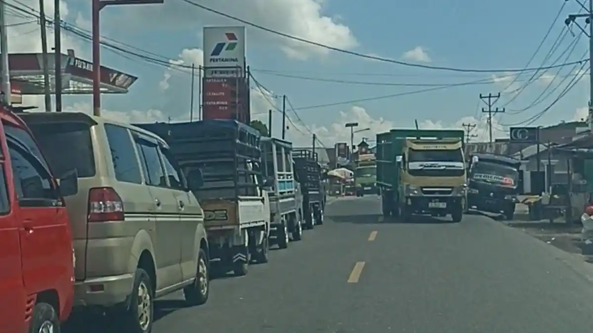 Stok BBM di SPBU Mena Kota Ruteng Manggarai Stabil