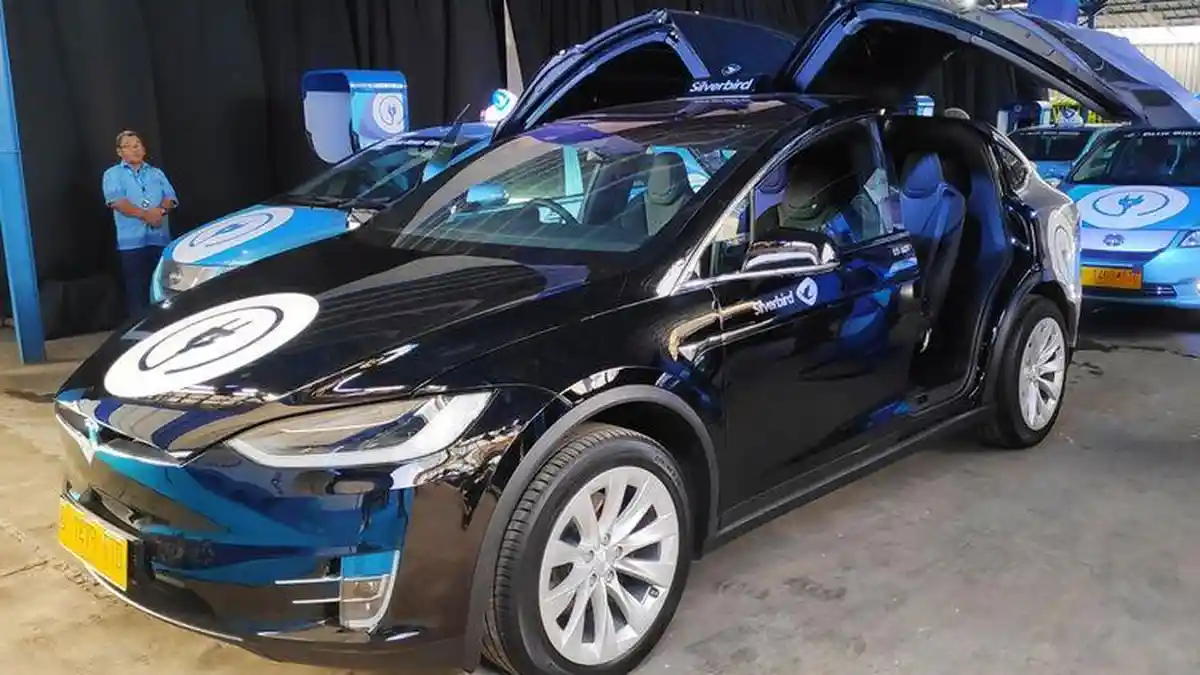 Bos Blue Bird Minta Mobil Listrik Dapat Diskon Tarif saat Masuk Tol
