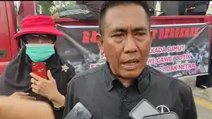 Dinamisator-Aksi-Massa-Rakyat-Sumut-Bergerak-Khairil-Amri-diwawancarai.jpg