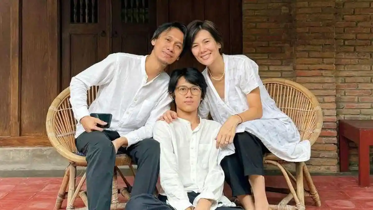Profil Sarah Diorita Istri Eross Sheila On 7 yang Berdarah Prancis, 12 Tahun Lebih Muda dari Suami