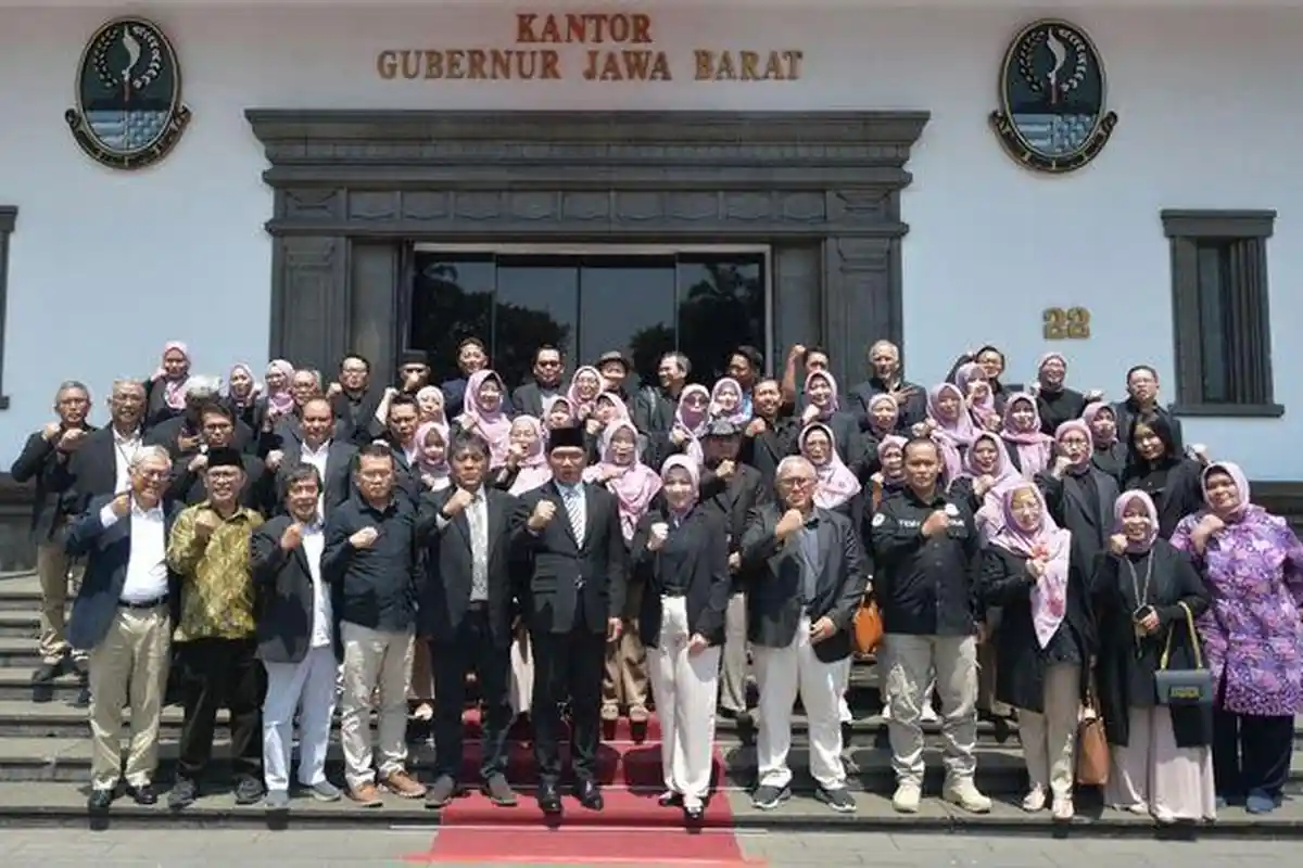 Istri Jadi Ketua, Ridwan Kamil Minta ISKI Jabar Turut Edukasi Masyarakat Agar Tak Termakan Hoaks