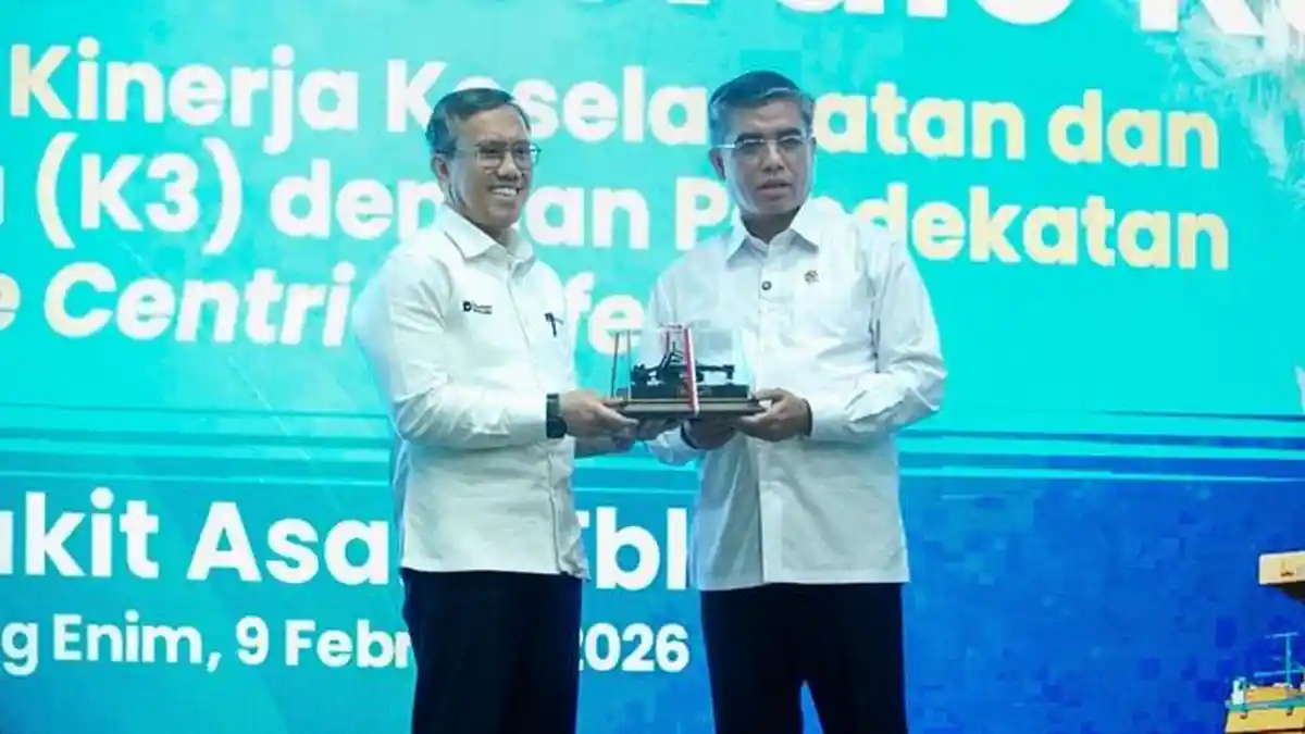 Menaker Yassierli Kunjungi Kantor Pusat PTBA Bentuk Sinergitas ...
