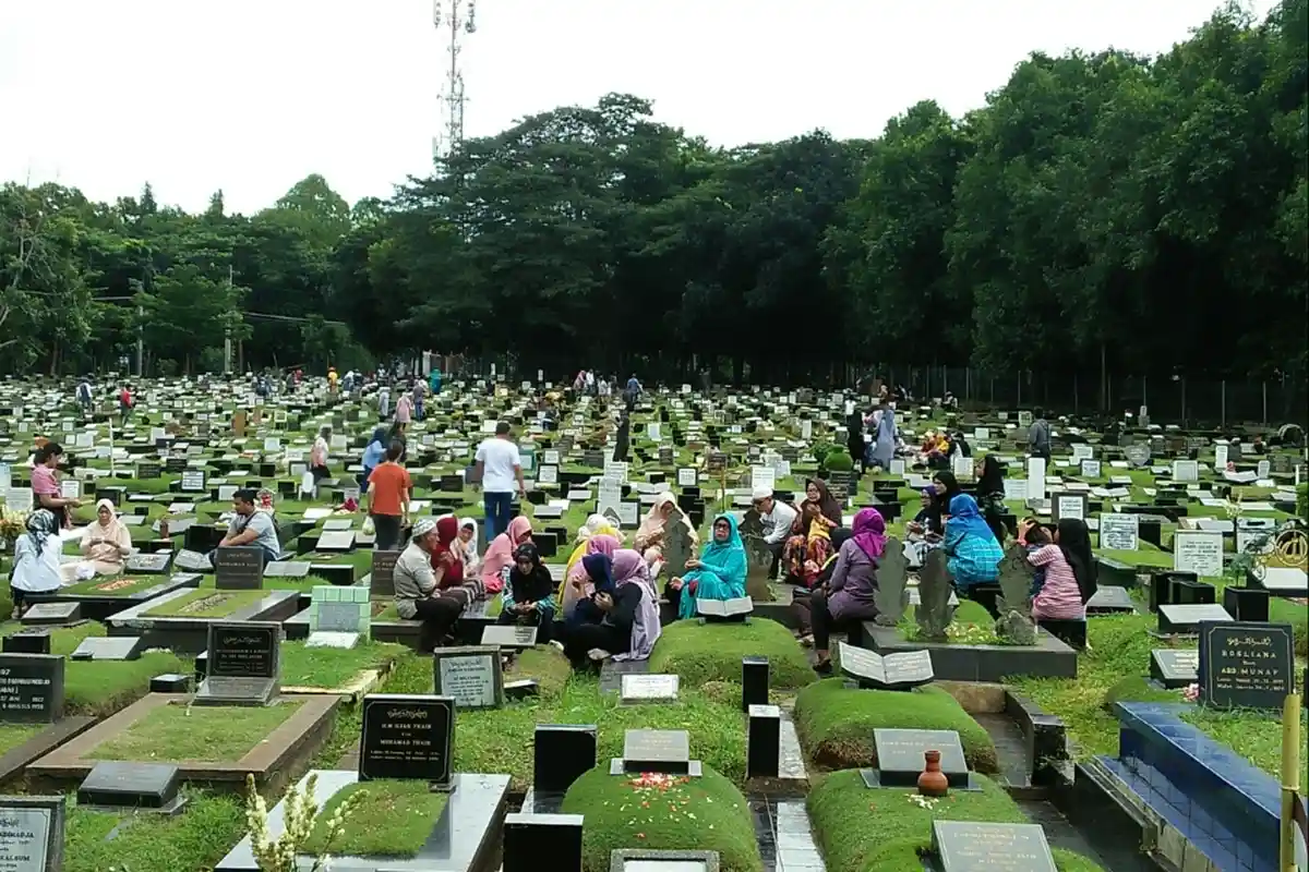 Imbas Wabah Corona, Pemprov DKI Tutup Seluruh Pemakaman di Jakarta