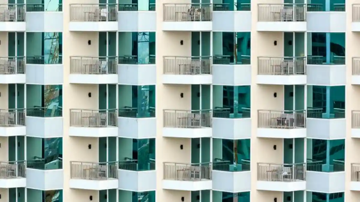 Ini dia Apartemen Surabaya Pertama Yang Punya Jacuzzi di Balkon