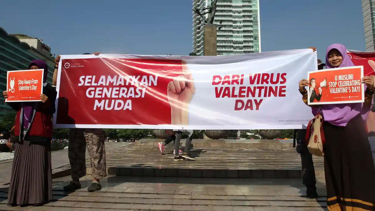 Malam Valentine, Belasan Remaja Terjaring Razia di Depok