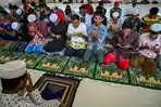 Doa-Selamat-setelah-Sholat-Sendiri-atau-Berjamaah-di-Masjid-dalam-Latin-dan-Arab-Berikut-Lafaznya.jpg