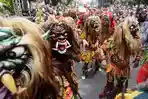 parade-juang-serangan-umum-1-maret_20180304_164927.jpg
