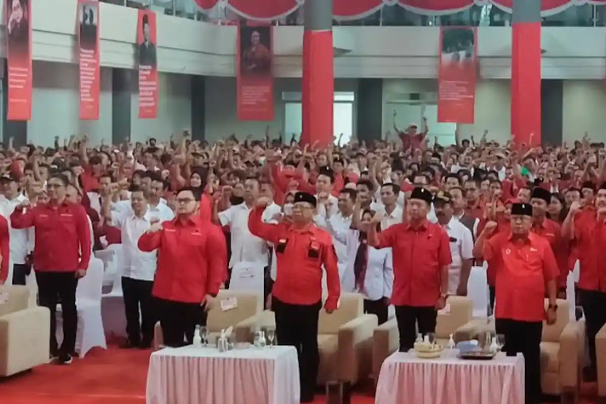 2 Ribu Kader PDIP Ikuti Konsolidasi Akbar Dapil Jatim VI di Kediri, Ratusan Kades Ikut Hadir