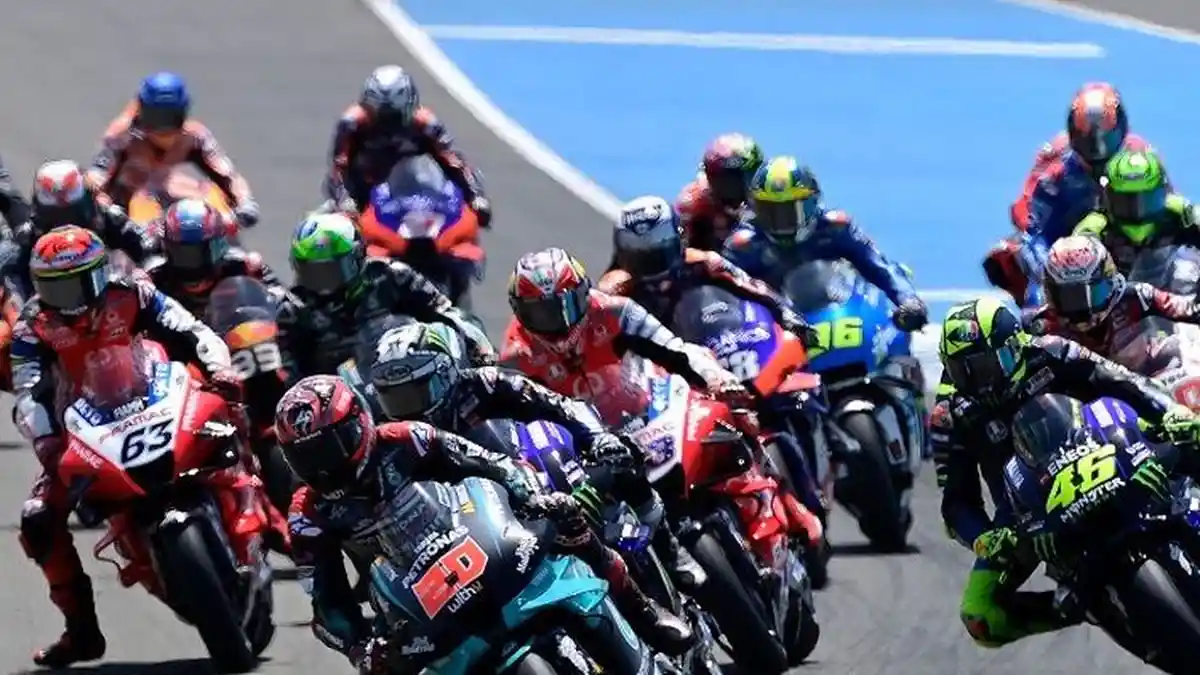 Live Streaming Trans 7 Race MotoGP Emilia Romagna 2020 di TV Online UseeTV, Bastianini Juara Moto2