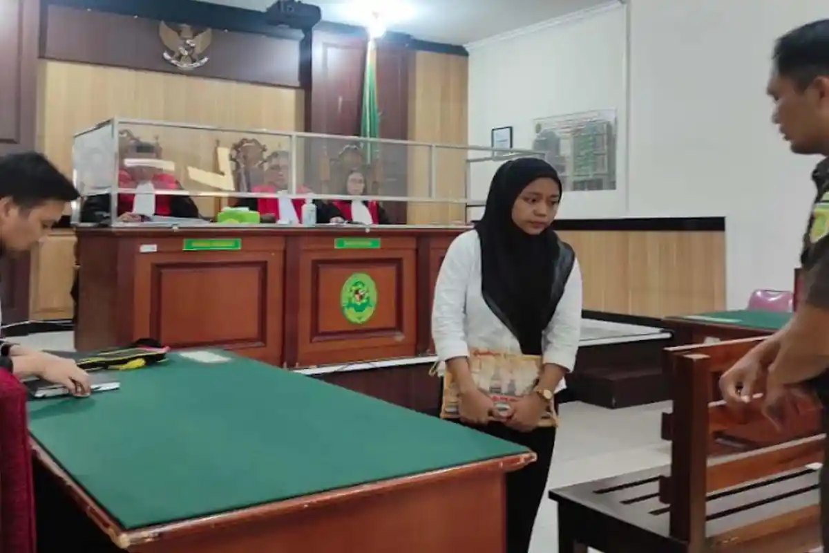 Perempuan Gresik Penipu Calon Jamah Haji Furoda Mencapai Rp 900 Jutaan, Dihukum Penjara 4 Tahun 