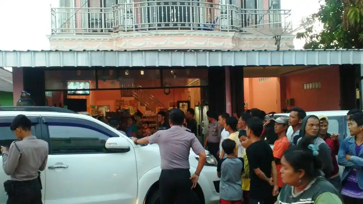 Dua Polisi Menyamar Jadi Pembeli Pil Tramadol dan Somadril