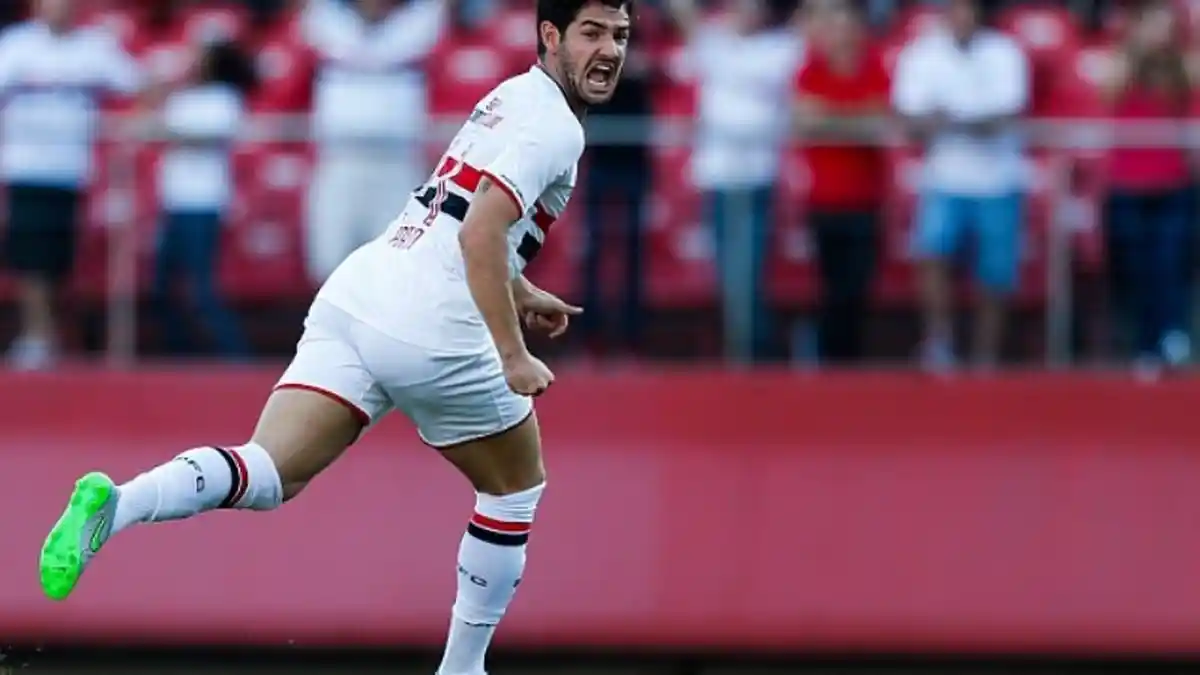 Chelsea Dinilai Salah Bawa Kembali Alexandre Pato ke Eropa