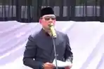 Ridwan-Kamil-di-pemakaman-Eril.jpg