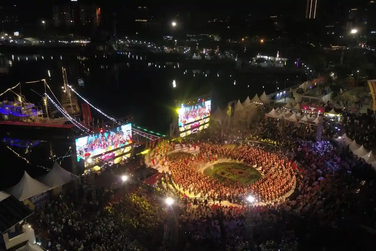 Pembukaan F8 Makassar 2024 Banjir Pengunjung