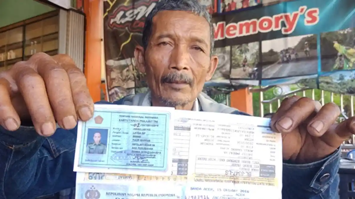 Pedagang Duren Ditipu, Pelaku Tinggalkan STNK dan KTA Milik TNI
