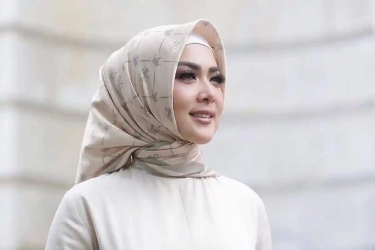 Rayakan Ulang Tahun ke-39 dengan Tema Piknik, Syahrini: Our Simple Happiness, Alhamdulillah