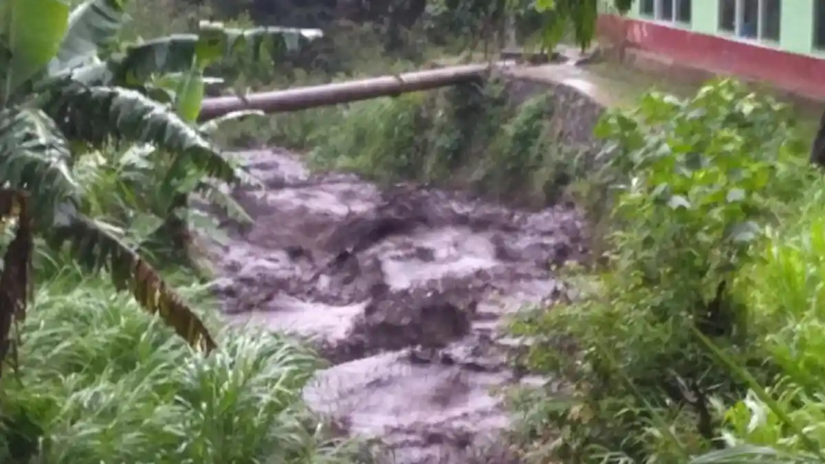 Penampungan Kotoran Sapi di Blitar Diduga kembali Meluap Cemari Sungai, begini Reaksi Warga Sekitar