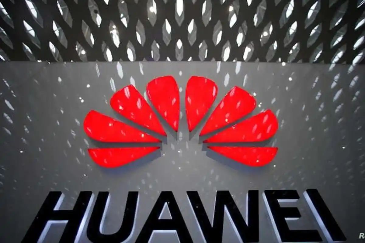 Prancis Kurangi Peran Huawei di Pengelolaan Jaringan Seluler Super Cepat