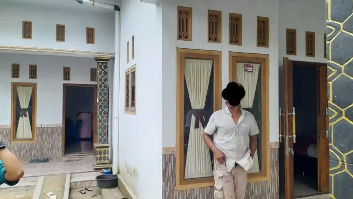 Nasib Pria Lumajang Rumah Dirampok Maling, Dikalungi Celurit Istri dan Anak Diikat, Harta Benda Raib