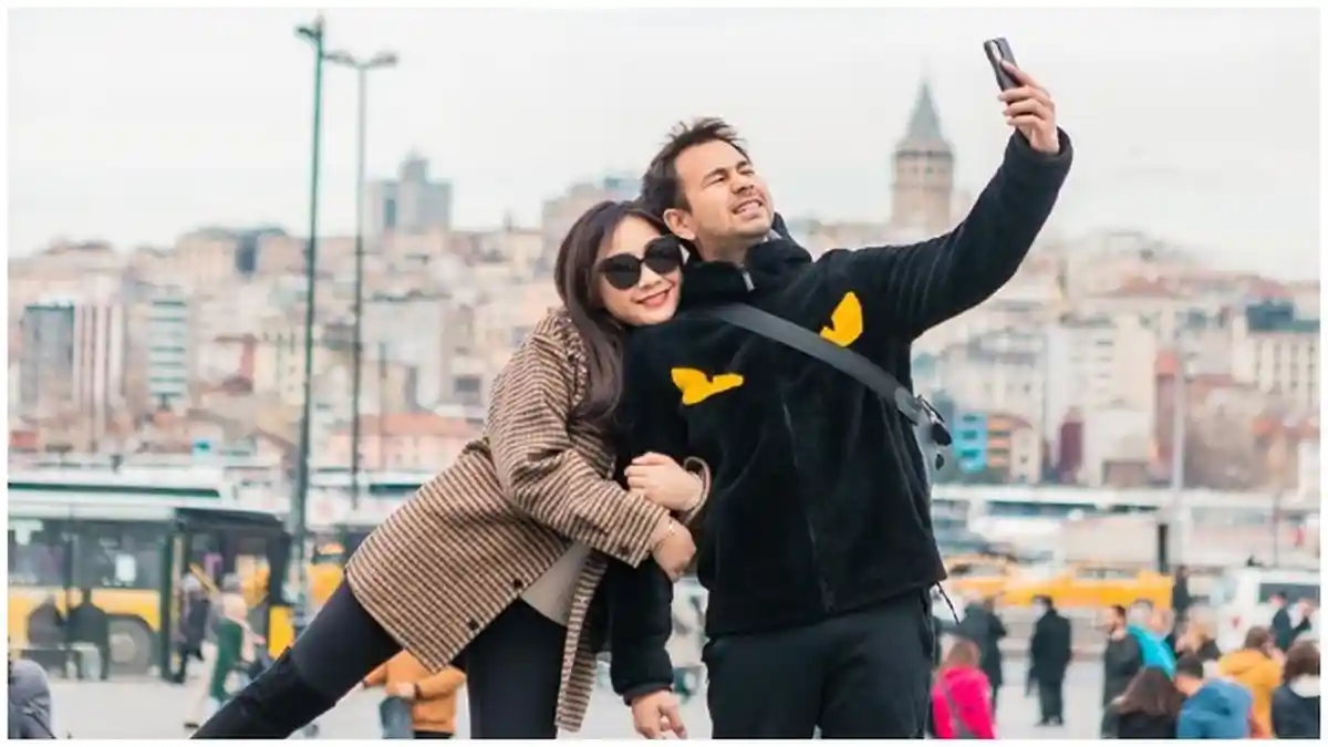 Kena Omel Raffi Ahmad karena Dianggap Nimbun Makanan, Nagita Slavina: Gak Nimbun, Kan Awal Bulan