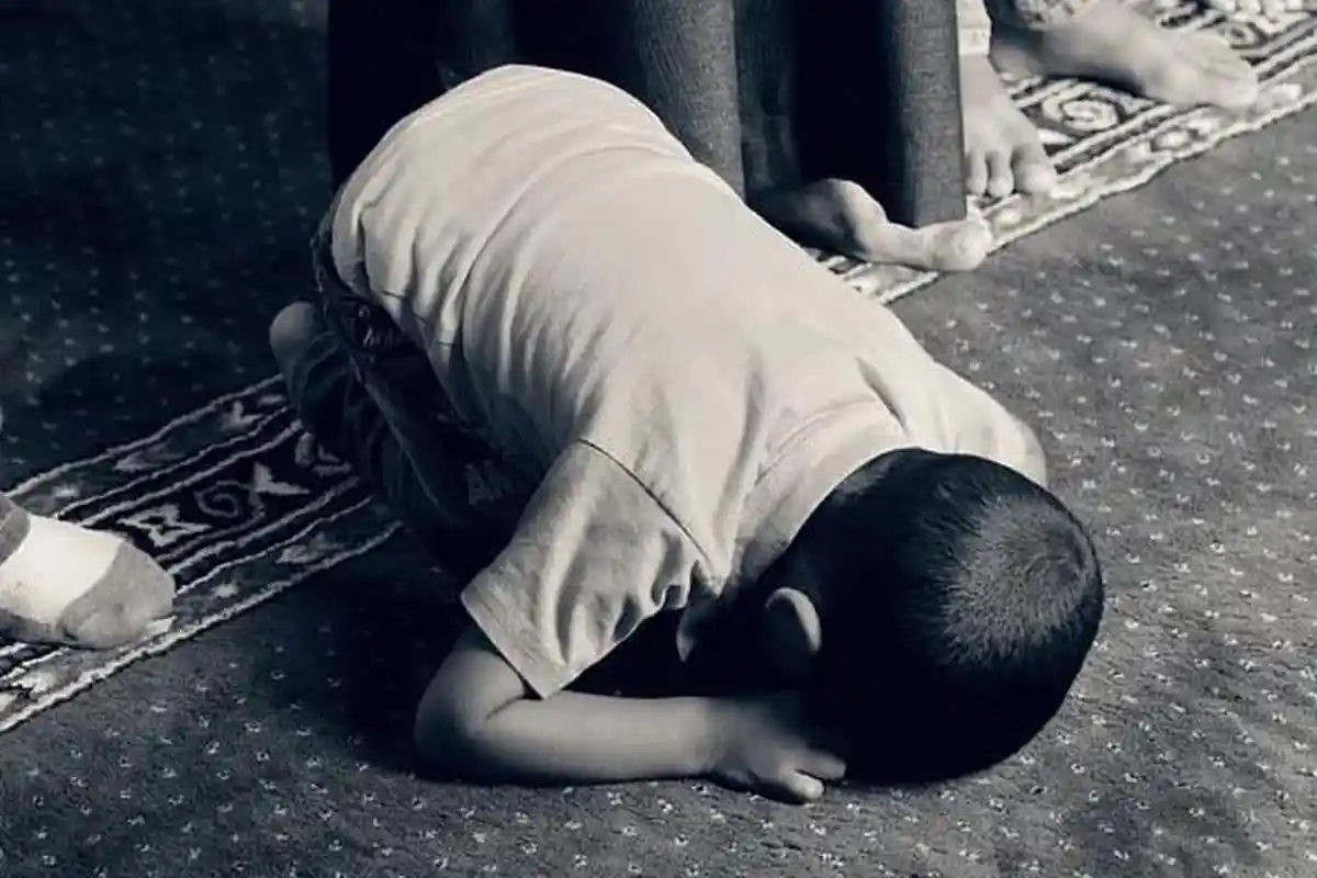 Niat Shalat Tahajud Serta Manfaat Bagi Tubuh, Jiwa Lebih Tenang dan Dapat Mengontrol Emosi