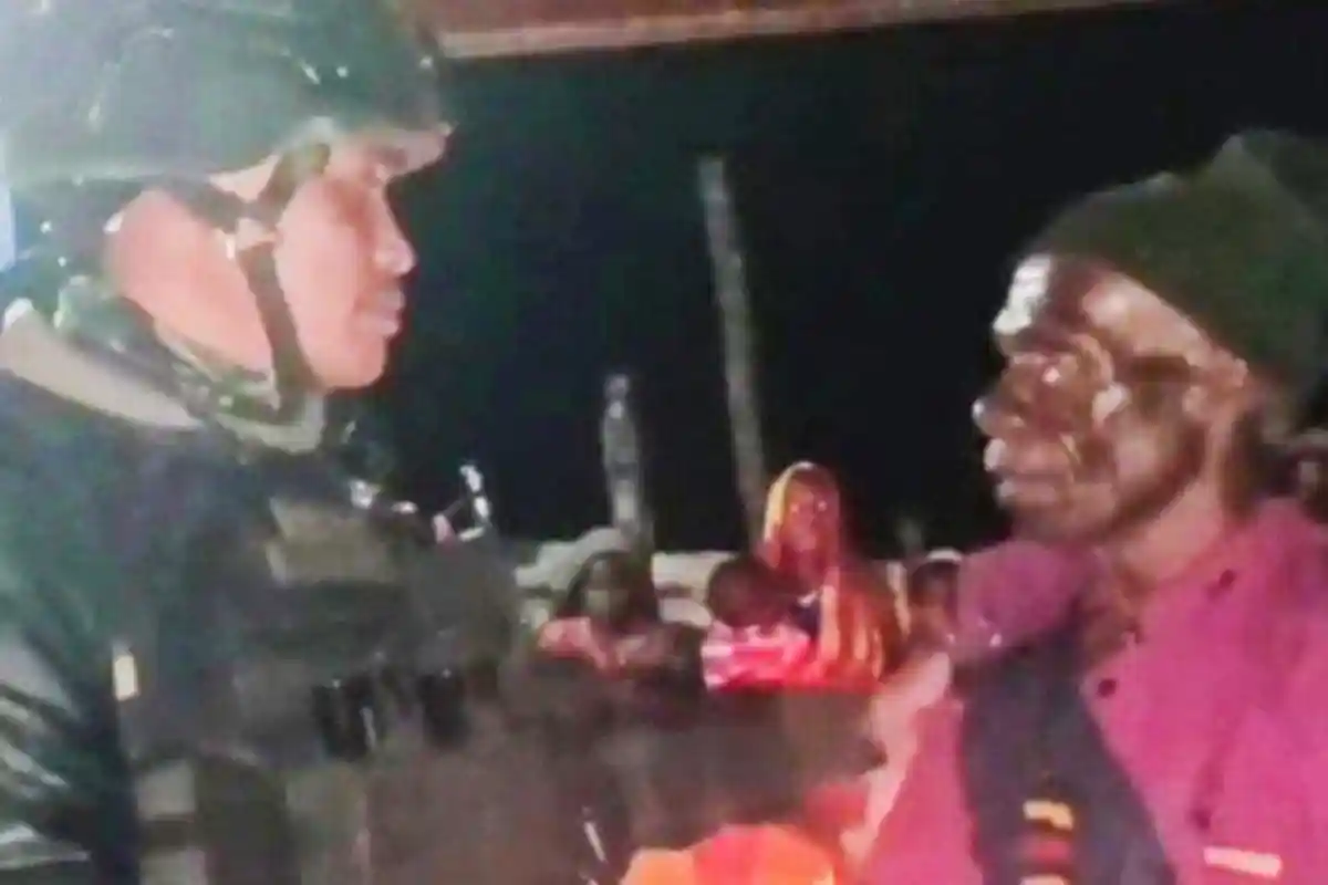 KKB Papua Berulah, Puluhan Warga Datangi Markas TNI Minta Perlindungan