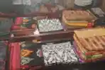 Anna Mariana Dan Kain Songket Tradisional Indonesia