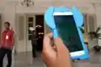 wisatawan-pelajar-berburu-pokemon-di-balai-kota-jakarta_20160728_121953.jpg