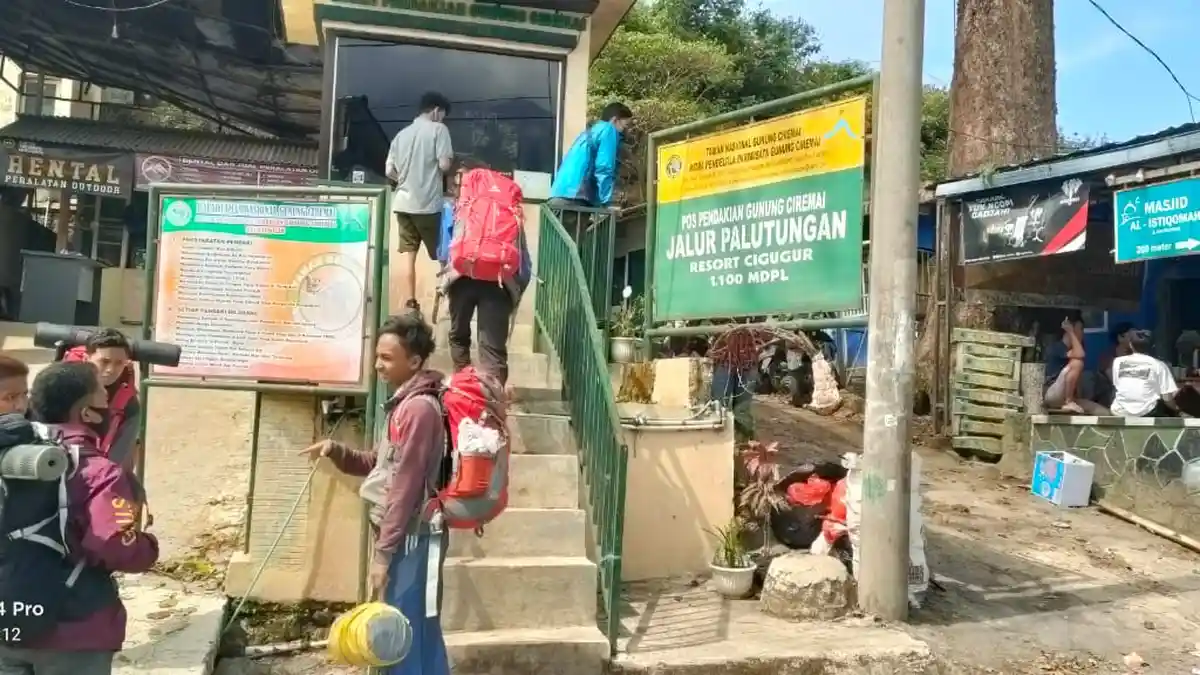 Hingga Kemarin Sore Tercatat 800 Pendaki Gunung Ciremai, Semua Membawa Surat Bebas Covid-19