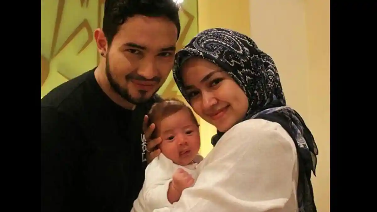 Aw! Gaya Tidurnya Mirip Dengan Isco, Donny Michael Bikin Salah Fokus!