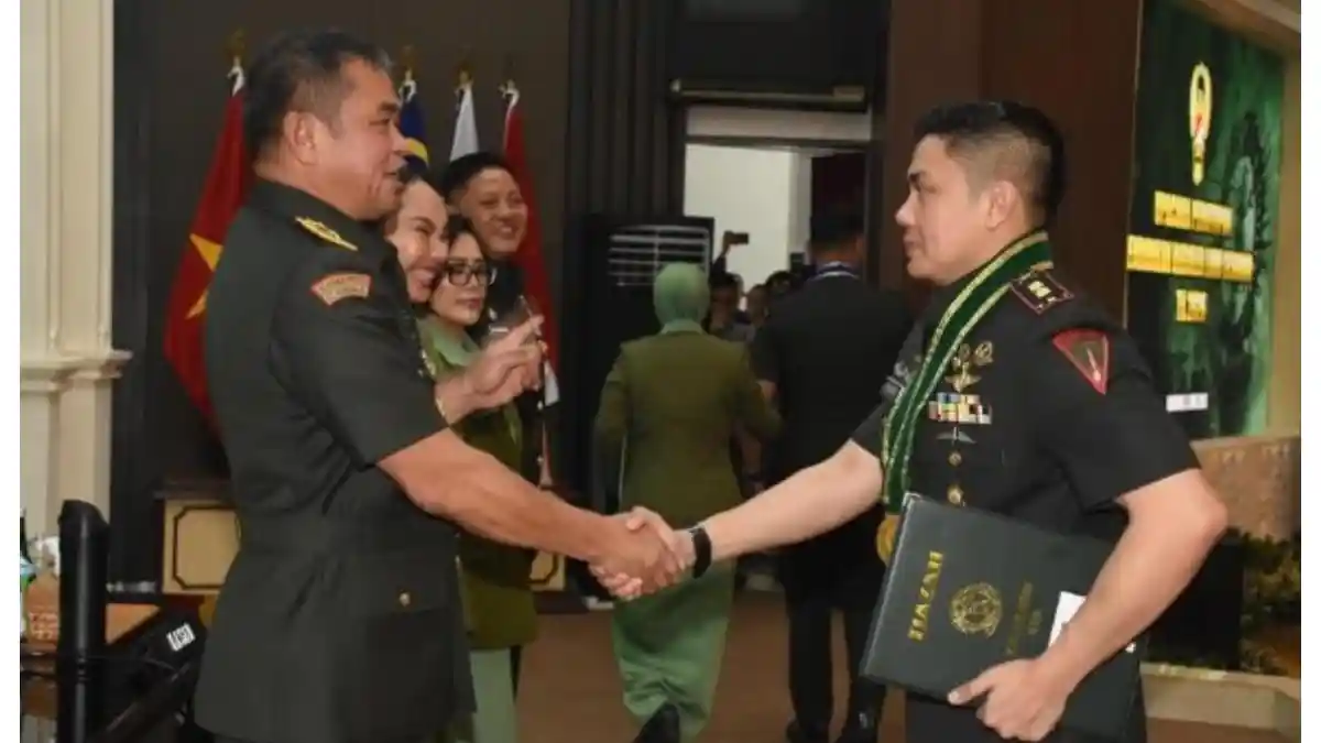 Panas! Sentil Jabatan 3 Bulan Dino Patti Djalal, Teddy Kini Balas Netizen Lewat Prestasi Militer