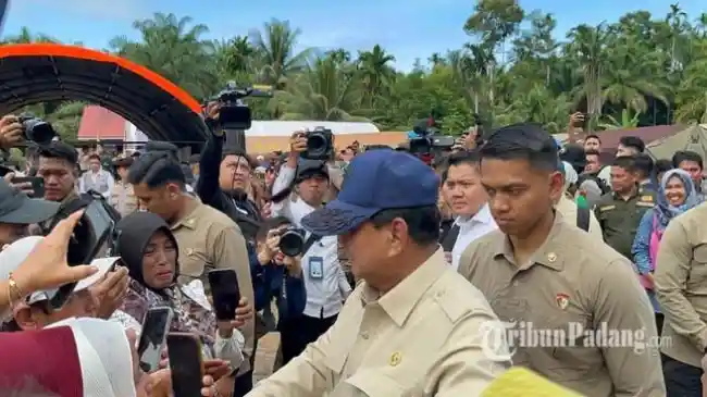 Prabowo Targetkan Hunian Sementara  di Agam Sumbar Rampung dalam Sebulan