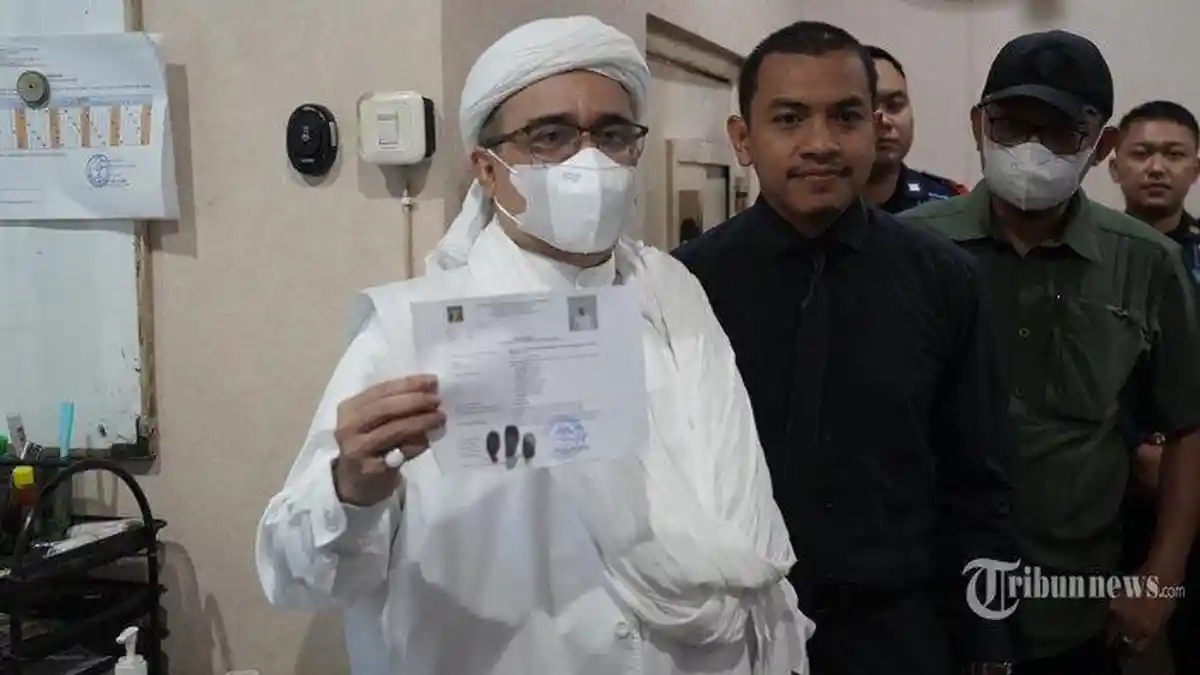 Rizieq Shihab Dilarang Umrah Saat Bebas Bersyarat, Ditjenpas Kemenkumham Ungkap Alasan