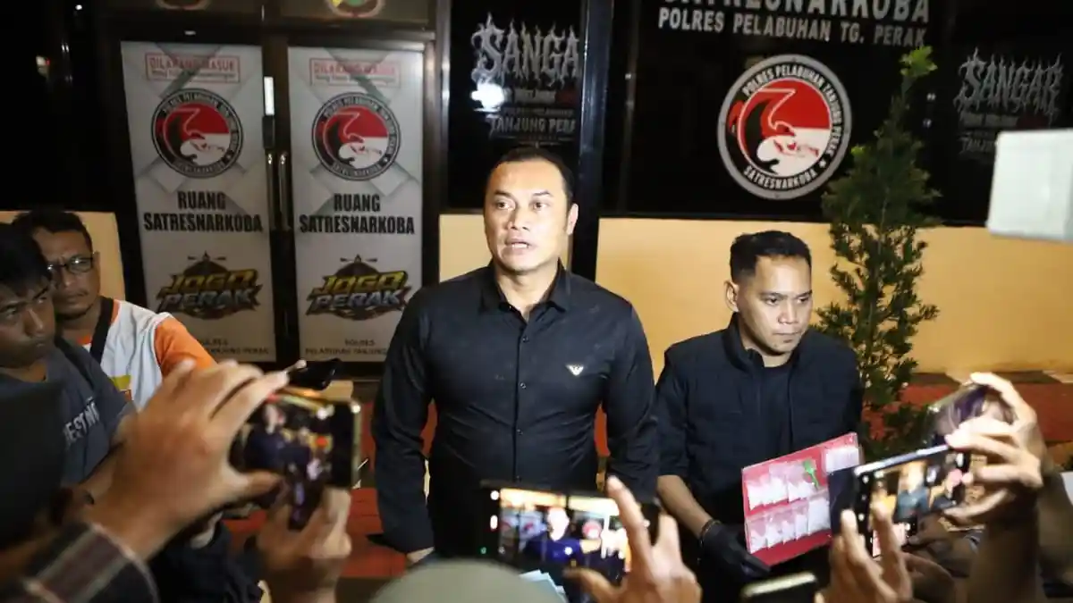 Sabu-sabu Asal Bangkalan Madura Diedarkan di Surabaya, Satu Pelaku Diringkus, Satu Lagi Masih Buron