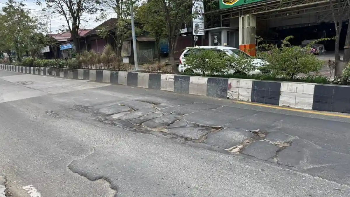 Warga Pernah Tersungkur, BBPJN Kaltim Perbaiki Jalan Berlubang di Samarinda untuk Cegah Kecelakaan
