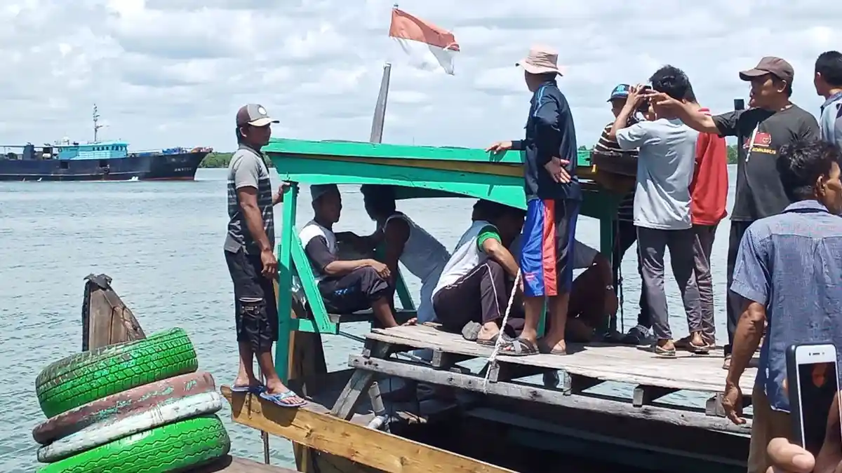 Kapal Hongkong Diusir Warga Langkat di Perairan Pulau Sembilan