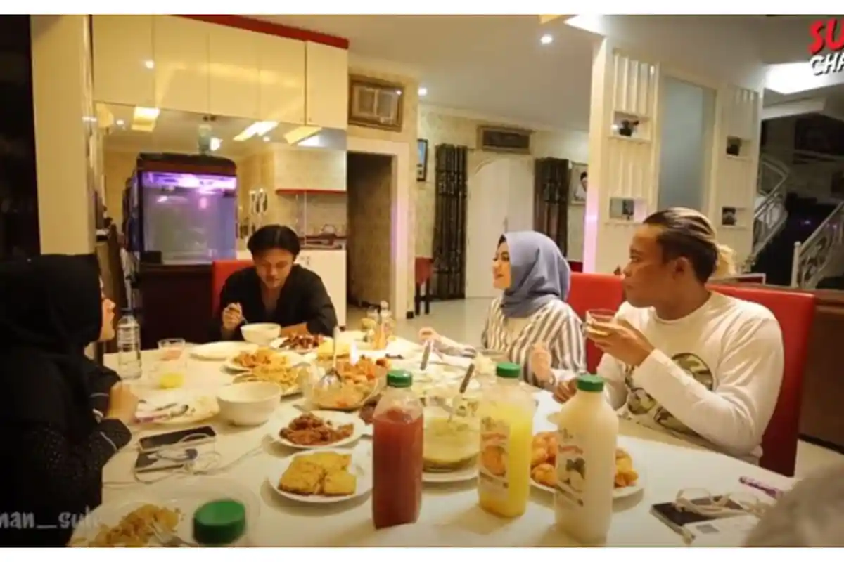 Nathalie Holscher Pertama Kali Bertemu Rizky Febian, Sule Janjikan Pergi ke Belanda: Sambil Nngobrol