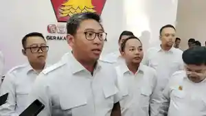 Ketua-DPD-Gerindra-Jawa-Tengah-Sudaryono-memberi-keterangan.jpg