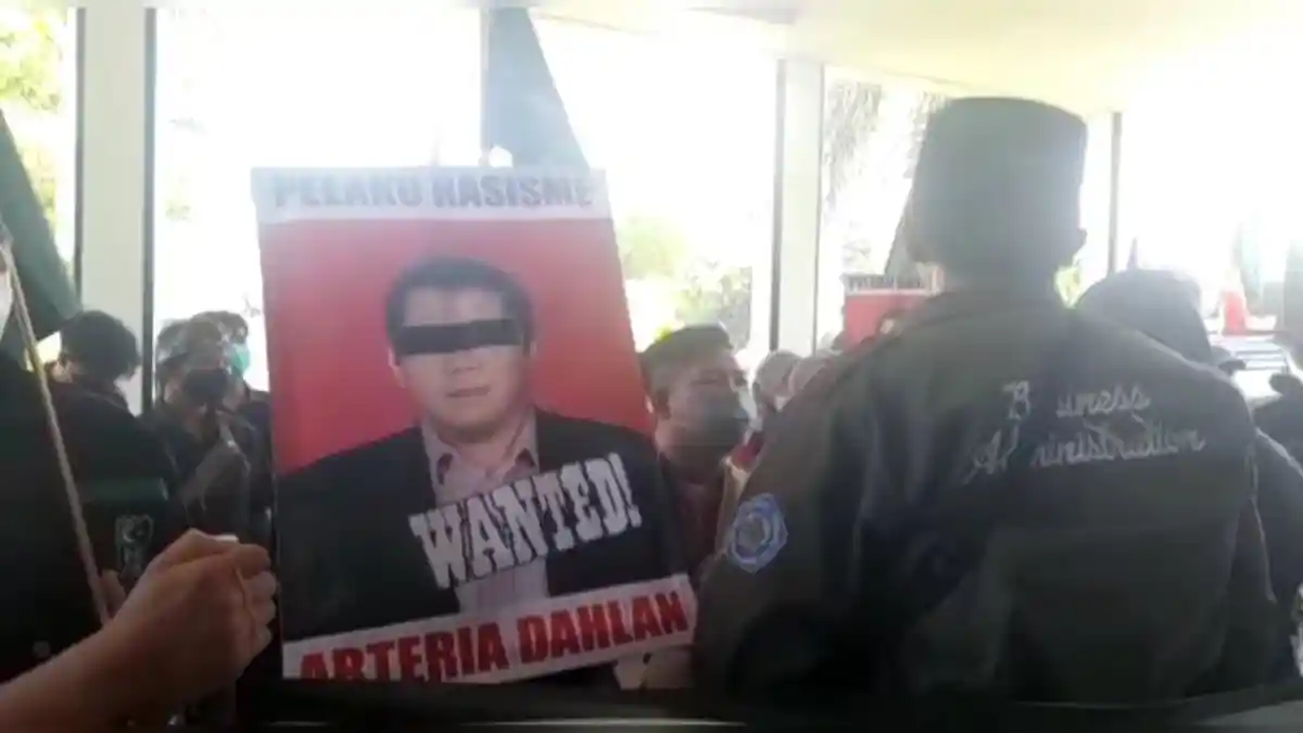 Subang Memanas, Massa Geruduk Kantor Bupati dan DPRD, Tuntut Arteria Dahlan Diproses Hukum