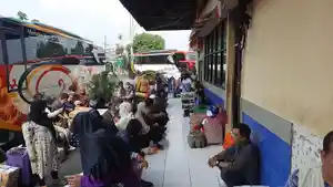 Suasana-arus-mudik-di-terminal-Kampung-Rambutan.jpg