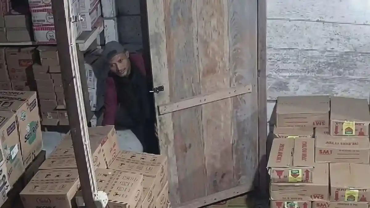 Aksi Pencurian di Kobi Malteng Terekam CCTV, 3 Hari Lapor ke Polisi Pelaku Belum Ditemukan