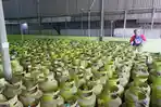 foto-pendistribusi-lpg-subsidi-3-kg-di-pangkalan-resmi-spbu-muri-dampyak-kabupaten-tegal.jpg